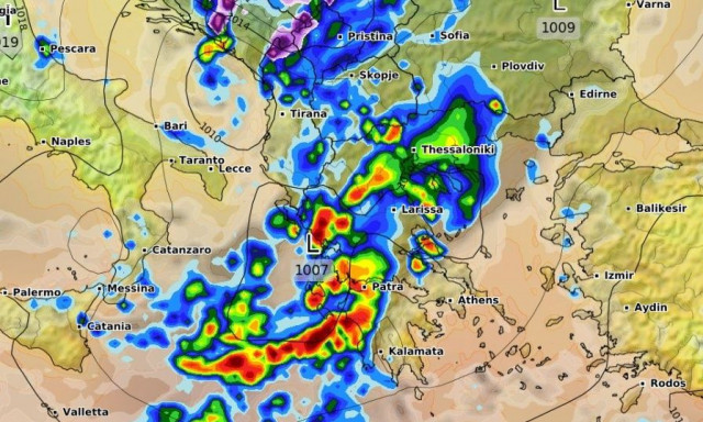 Καιρός: «Κλείδωσε» την κακοκαιρία το ECMWF - Τι «βλέπει» το ευρωπαϊκό προγνωστικό μοντέλο