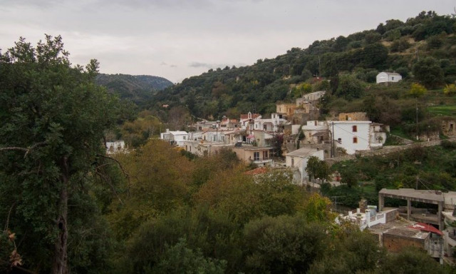 Πίκρης: Το Βενετσιάνικο χωριό του Ρεθύμνου που είναι ένας μαγευτικός οικισμός