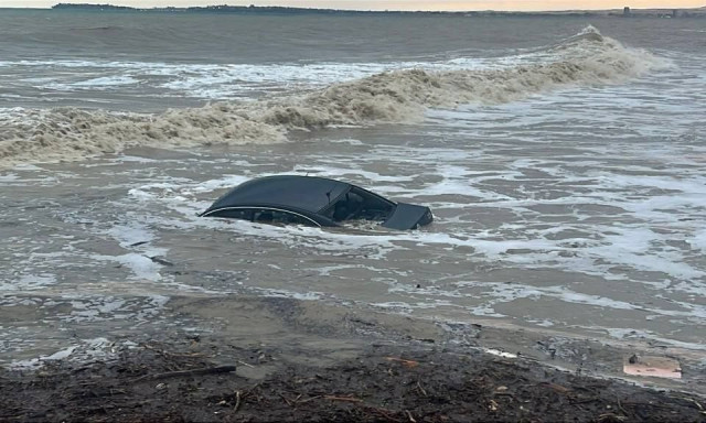 Βουλγαρία: Τρεις νεκροί και εκατοντάδες εκτοπισμένοι από τις πλυμμήρες–  Χιόνια σε ημιορεινά τμήματα