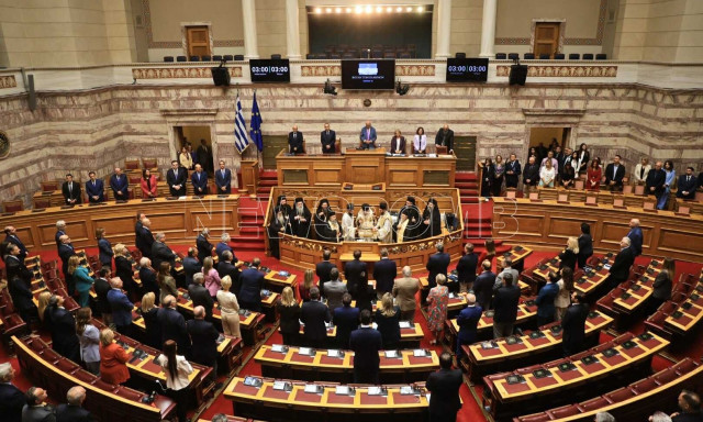 Προϋπολογισμός 2026: Κατατέθηκε το προσχέδιο στη Βουλή – Ανάπτυξη 2,4% και πληθωρισμός 2,2%