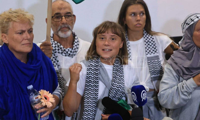 Γκρέτα Τούνμπεργκ: Κατήγγειλε «γενοκτονία» στην Γάζα - «Ασκήθηκε βία σε βάρος μου»