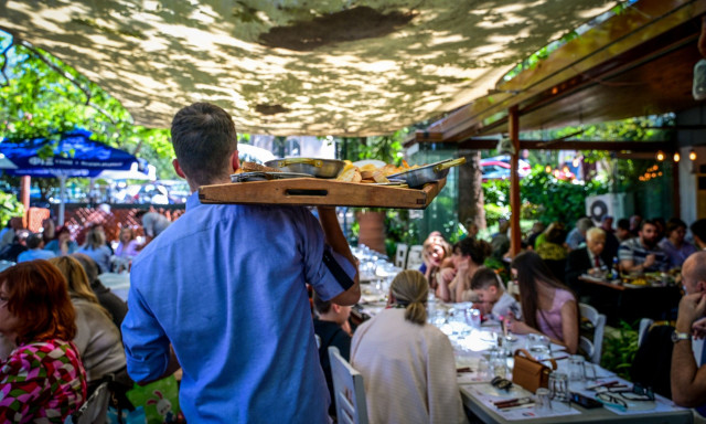 Επτά αλήθειες και μύθοι για το 13ωρο: Τι θα ισχύσει για τους εργαζομένους