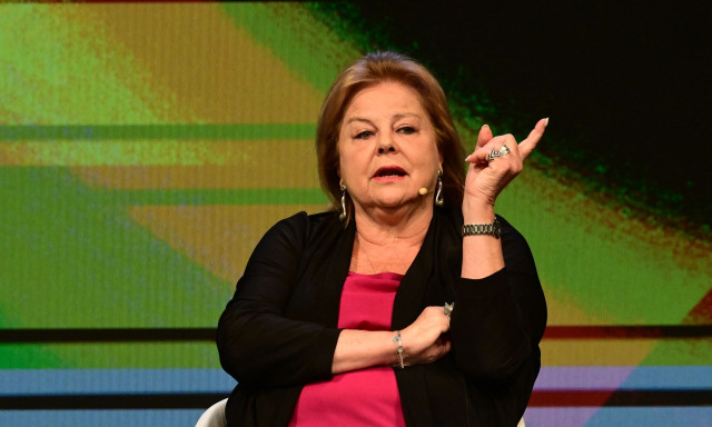 Καμπάνιες εξωστρέφειας από ΠΑΣΟΚ και ΣΥΡΙΖΑ μία εβδομάδα πριν το πρώτο «πείραμα» της Λούκας