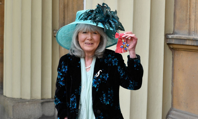 Πέθανε  σε ηλικία 88 ετών η Βρετανίδα συγγραφέας μυθιστορημάτων, Τζίλι Κούπερ