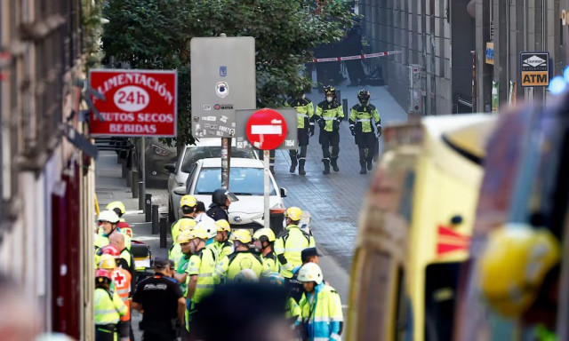 Κατέρρευσε κτήριο στο κέντρο της Μαδρίτης – Τουλάχιστον δύο εγκλωβισμένοι και ένας σοβαρά τραυματίας