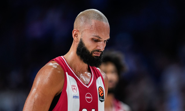 Ολυμπιακός – Παναθηναϊκός: Αμφίβολος για το ντέρμπι ο Φουρνιέ | Ερωτηματικό και με Dubai BC