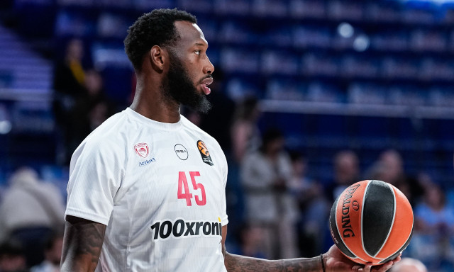 Ολυμπιακός: Πρόβλημα με Χολ, δύσκολα ο Φουρνιέ