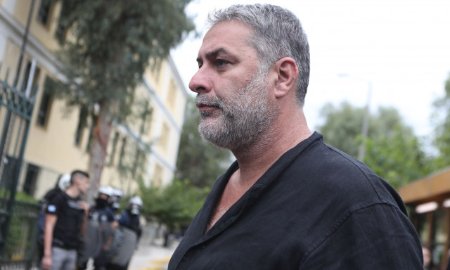 Ένοχος ο Βασίλης Μπισμπίκης - Του επιβλήθηκε χρηματική ποινή 7.000 ευρώ