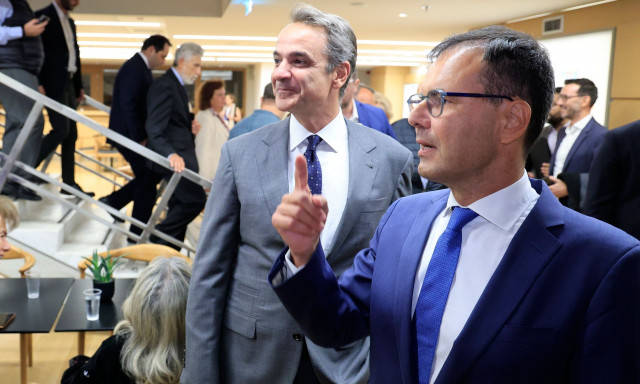 Η Μεγάλη Επιστροφή: Το βιβλίο του Αλέξη Πατέλη για την οικονομική ανάκαμψη της χώρας