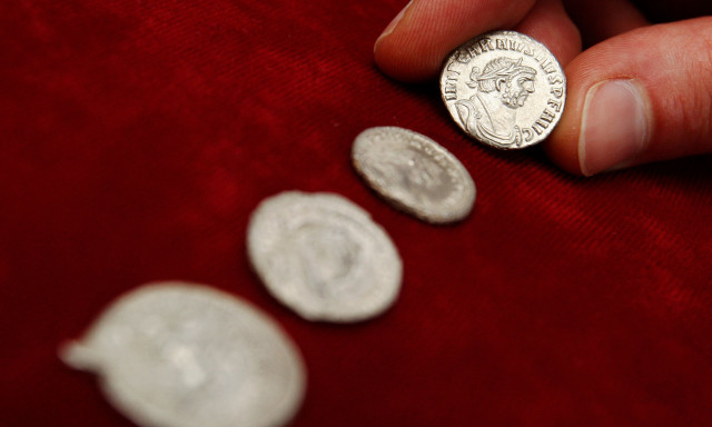 Σημείο καμπής; Η τιμή του ασημιού πέφτει απότομα