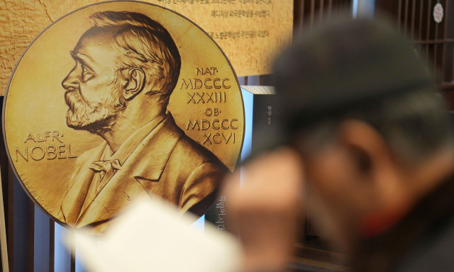 Σήμερα το Νόμπελ Λογοτεχνίας: Τα φαβορί - Η Κινέζα avant garde και ο μεταμοντέρνος Ούγγρος