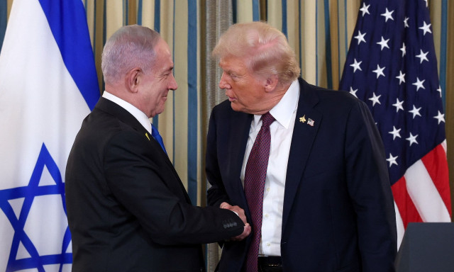 Guardian: Η συμφωνία για τη Γάζα το μεγαλύτερο επίτευγμα του Τραμπ - «Ο διάβολος στις λεπτομέρειες»