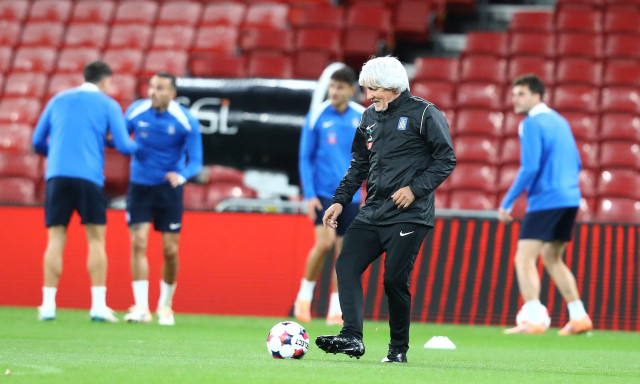 «Τελευταία ζαριά» η Εθνική Ελλάδας - Τα πρωτοσέλιδα των αθλητικών εφημερίδων