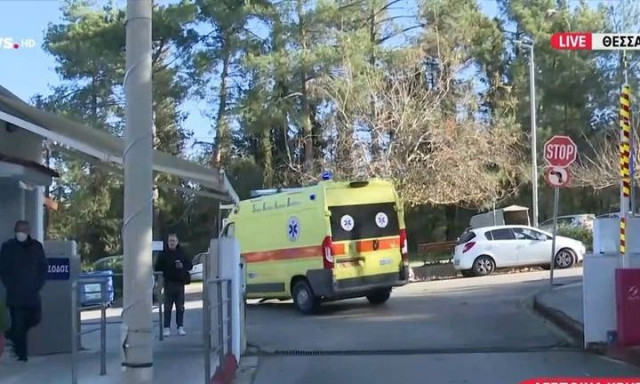 Θεσσαλονίκη: Ταξιτζής παρέσυρε ανώτερους αξιωματικούς της ΕΛ.ΑΣ. με μοτοσυκλέτα και τους εγκατέλειψε