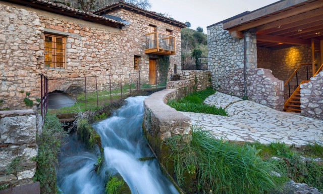 Απόδραση στη Δημητσάνα – Φθινόπωρο με άρωμα ιστορίας και αυθεντικής ελληνικής φιλοξενίας