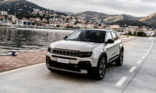 Jeep: Προσφορές που ανεβάζουν την αξία και ρίχνουν την τιμή του Avenger