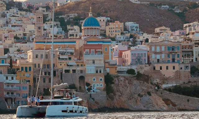 Σύρος: Στην κορυφή ιταλικής ιστοσελίδας για φθινοπωρινές διακοπές