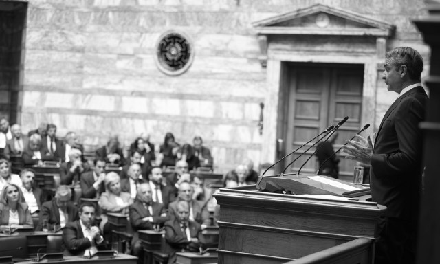 Πρόταση για ονοματοδοσία της αίθουσας της ΚΟ της ΝΔ σε «Απόστολος Βεσυρόπουλος»