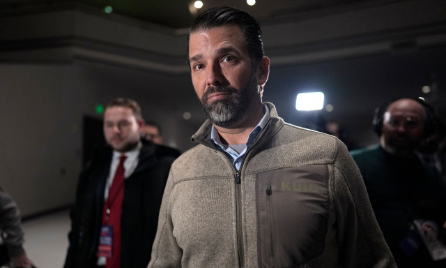 Ιστότοπος δημοσίευσε τους αριθμούς τηλεφώνων διασήμων - Ανάμεσα τους ο πρωθυπουργός της Αυστραλίας