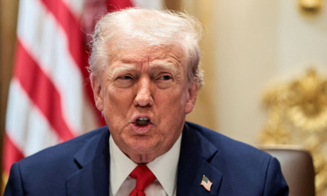 Ο Τραμπ προειδοποιεί ότι ο χριστιανισμός απειλείται από τους ισλαμιστές στη Νιγηρία