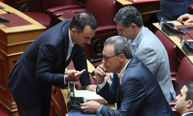 Αντιμέτωποι με τους εαυτούς τους ΣΥΡΙΖΑ και ΝΕΑΡ