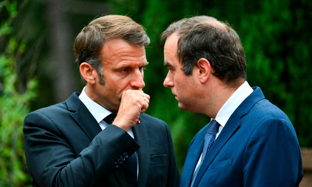 Γαλλία: Η «τρίπλα» Λεκορνί με το συνταξιοδοτικό απομακρύνει την πολιτική κρίση και τις εκλογές