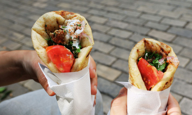 Taste Atlas: Ο γύρος στην κορυφή των καλύτερων τυλιχτών του κόσμου