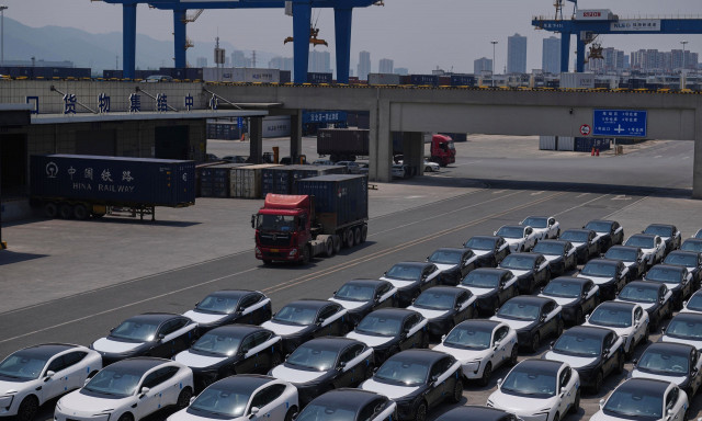 Η «επέλαση» των κινέζικων αυτοκινήτων – Οι ευρωπαϊκές αυτοκινητοβιομηχανίες μειώνουν την παραγωγή