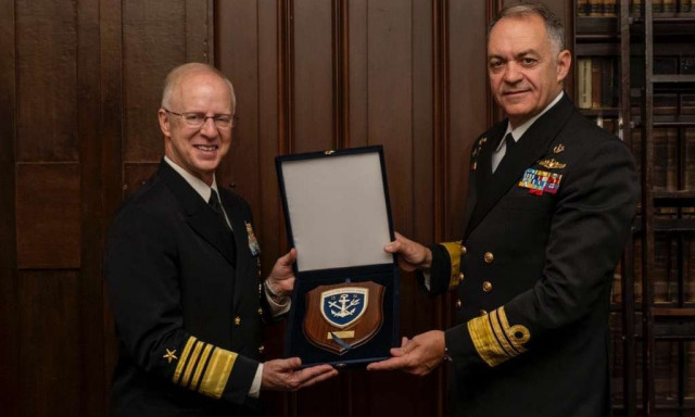 Συνάντηση Αρχηγών ΓΕΝ Ελλάδας-ΗΠΑ: Στο επίκεντρο η πρόοδος των εξοπλιστικών προγραμμάτων του ΠΝ