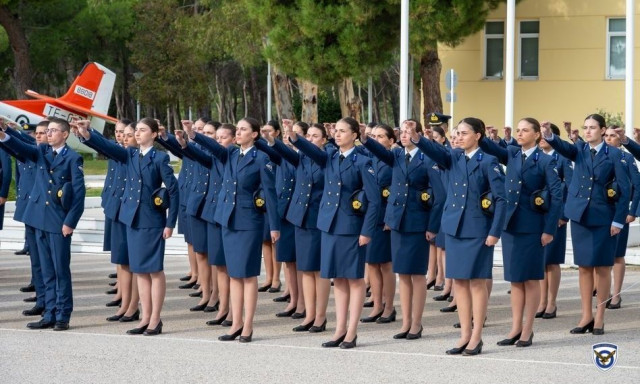 Τατόι: Ορκωμοσία πρωτοετών δοκίμων στη Σχολή Μονίμων Υπαξιωματικών Αεροπορίας - Εικόνες και βίντεο
