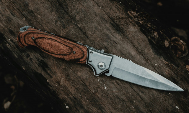 Βόλος: 12χρονος απείλησε συμμαθητή του μέσα στο σχολείο με σουγιά