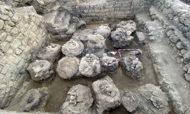 Ιερός Άρτος 1.300 ετών αποκαλύπτει μοναδική εικόνα του Χριστού