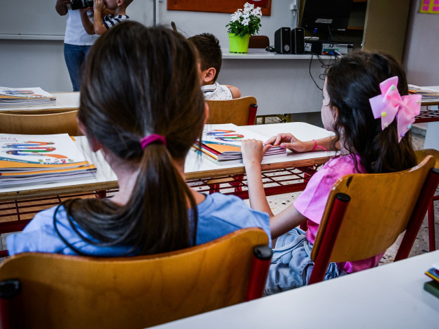 Υπουργείο Παιδείας: Όλα όσα ισχύουν για μόνιμους και αναπληρωτές εκπαιδευτικούς