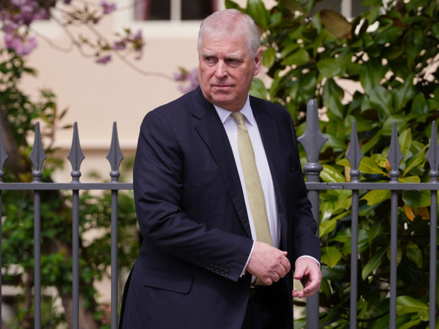 Ο πρίγκιπας Άντριου εγκαταλείπει τους βασιλικούς τίτλους – Συζήτησε με τον βασιλιά Κάρολο