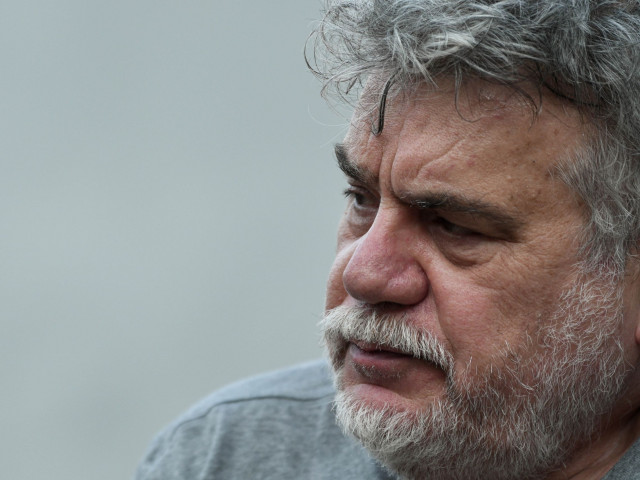 Ο Γιάννης Κακλέας μίλησε ανοικτά για την κατάθλιψη: «Βίωσα σκοτάδια, με βοήθησε πολύ το θέατρο»