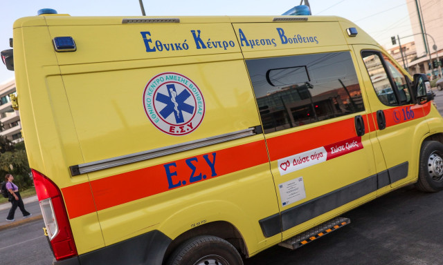 Χαλκιδική: Σοβαρό τροχαίο με 20χρονο - Αυτοκίνητο συγκρούστηκε μετωπικά με πυροσβεστικό όχημα