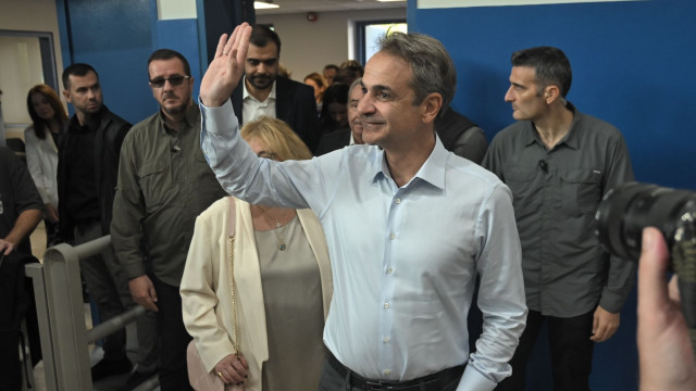 Στο καινούργιο κλειστό γυμναστήριο Νέας Πεντέλης ο Κυριάκος Μητσοτάκης - Είχε καεί το 2024