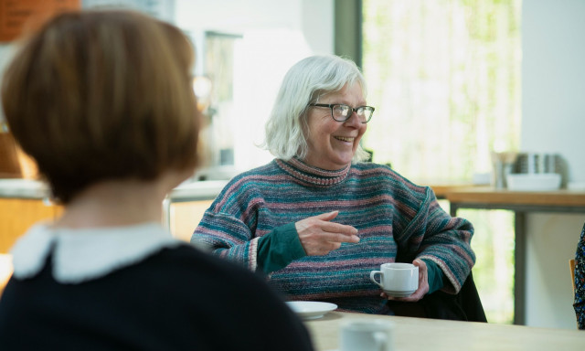 Γιατί οι γυναίκες ζουν περισσότερα χρόνια από τους άνδρες - Τι δείχνει νέα μελέτη