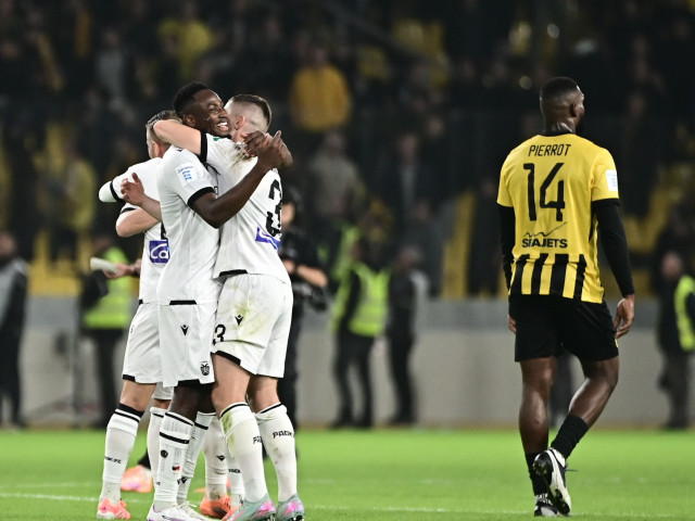 Η παρέλαση και ο Γκαφό-φσκι - Τα πρωτοσέλιδα των αθλητικών εφημερίδων