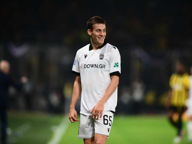 Κωνσταντέλιας βγαλμένος από το… Λούβρο: Η νέα παράσταση του νεαρού αρτίστα στην «OPAP Arena»