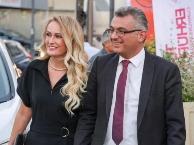 Κατεχόμενα: Ποια είναι η Νιλντέν Μπεκτάς Ερχουρμάν, η σύζυγος του νέου Τουρκοκύπριου ηγέτη