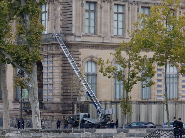 Μουσείο του Λούβρου: Αστραπιαία η εισβολή των ληστών - Λίγα λεπτά ήταν... αρκετά