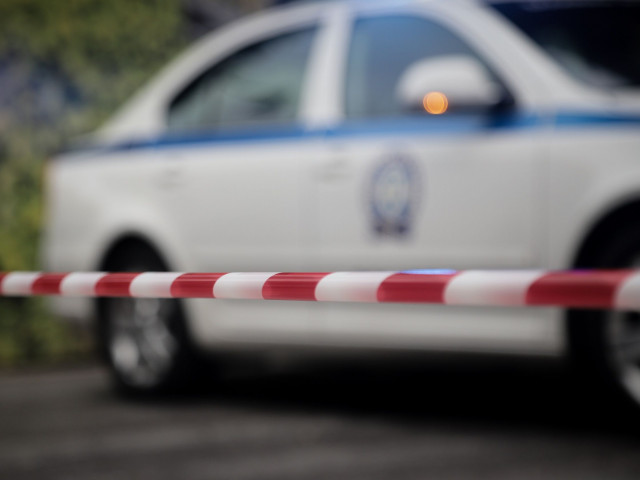 Τρίκαλα: «Θα τα πω όλα στον εισαγγελέα», είπε ο μητροκτόνος - Στο πλευρό του ο πατέρας του