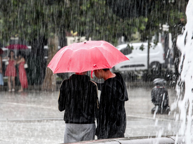 Καιρός: Προ των πυλών δεύτερο κύμα κακοκαιρίας - Πώς θα κυλήσει το σκηνικό μέχρι την 28η Οκτωβρίου