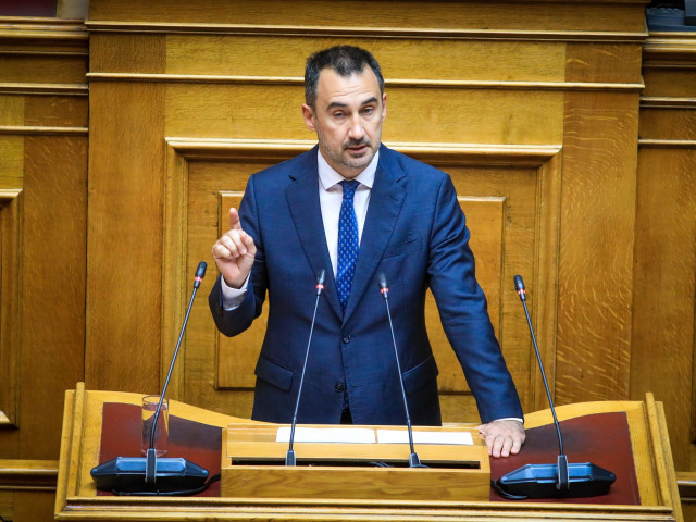 Αλέξης Χαρίτσης: Αποσύρετε την τροπολογία ή τολμήστε να την εφαρμόσετε