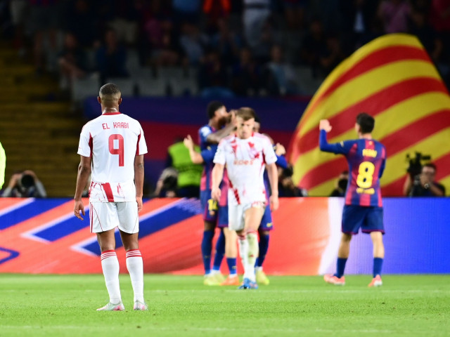 Μπαρτσελόνα - Ολυμπιακός 6-1: Κατάρρευση στη Βαρκελώνη μετά την αποβολή