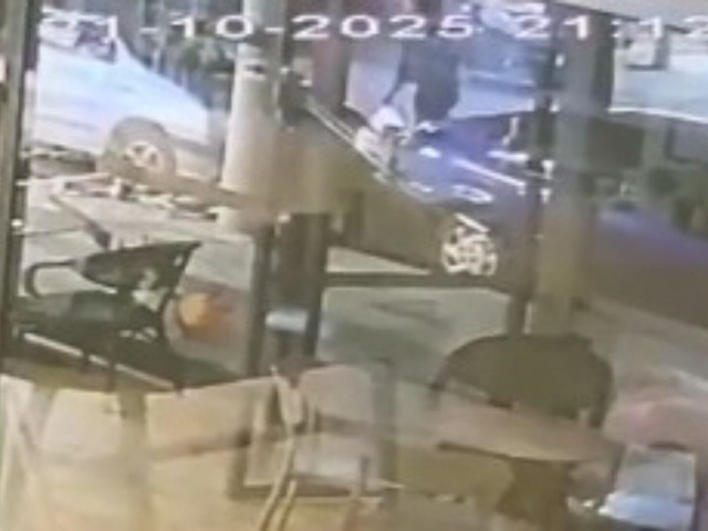 Τροχαίο στο Περιστέρι: Τραυματίστηκαν μητέρα και δίχρονο παιδί σε σοβαρή σύγκρουση