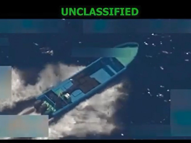 Χέγκσεθ: Ο αμερικανικός στρατός έπληξε σκάφος που φέρεται να μετέφερε ναρκωτικά στον Ειρηνικό Ωκεανό