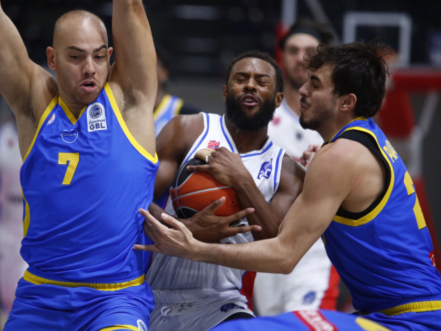 Αθλητικές μεταδόσεις: Με ευρωπαϊκές «μάχες» Περιστέρι, Πανιωνίου, Προμηθέα και Champion League