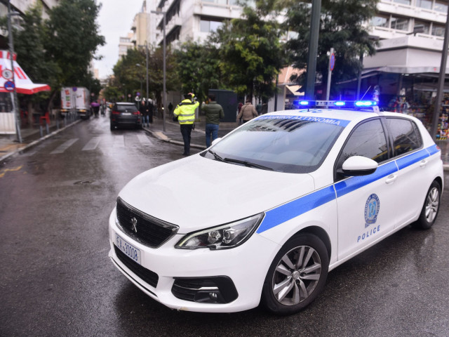 Ωρωπός: Γέφυρα ζωής για αναίσθητο βρέφος – Μεταφέρθηκε άμεσα στο νοσοκομείο συνοδεία περιπολικού